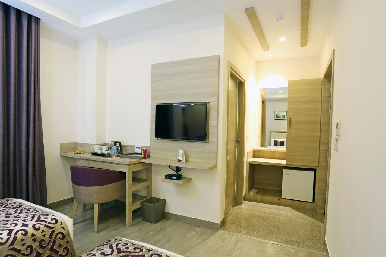 Hotel Parador Agra Agra  Eksteriør bilde